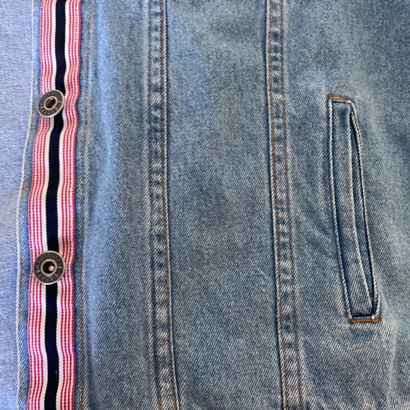 Christopher & Banks denim jacket with fun pop of color under buttons, size large - Picture 8 of 13